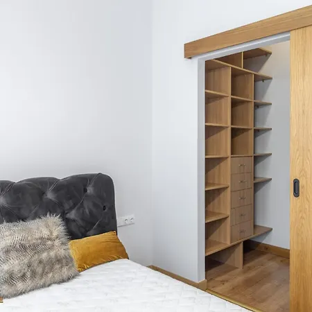 Luxury With Free Parking