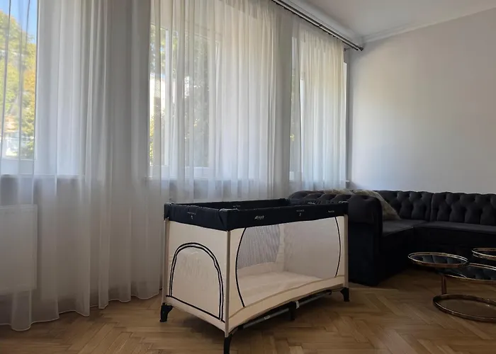 Luxury With Free Parking קובנה